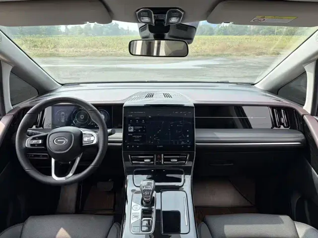 GAC Trumpchi M8 — Фото автомобиля 5