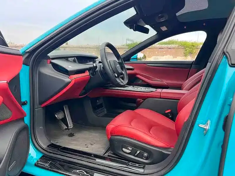 Xiaomi Auto Xiaomi SU7 2024 AWD Extended Range Advanced Smart Driving Max Edition — Фото автомобиля 4