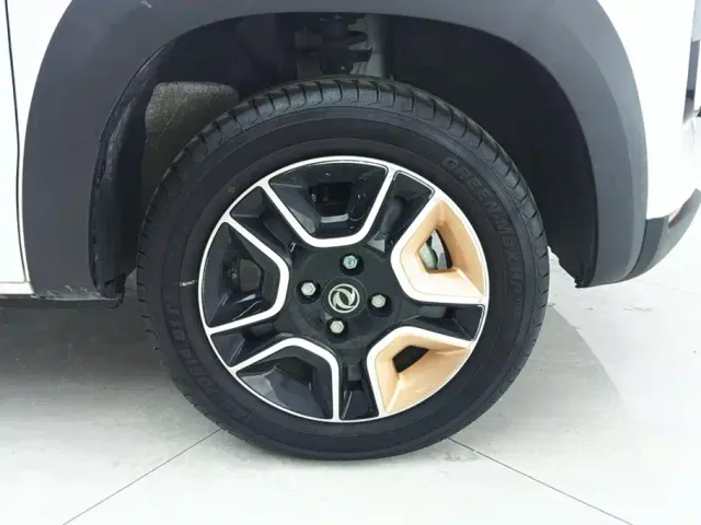 Dongfeng Yipai Dongfeng Nano EX1 2023 PRO Light Breeze Lightning — Фото автомобиля 6