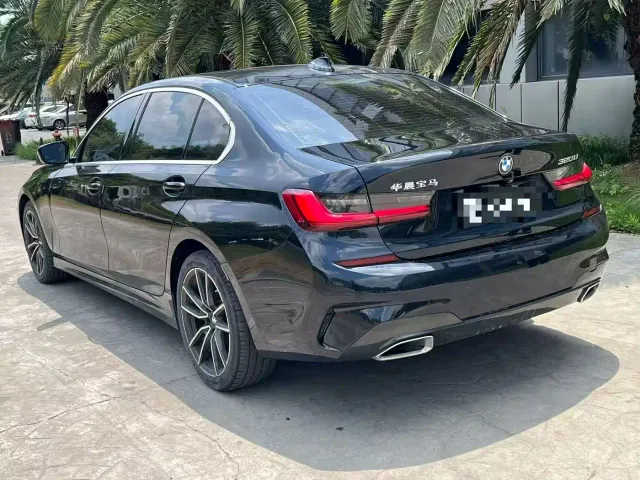 BMW 3 Series — Фото автомобиля 6
