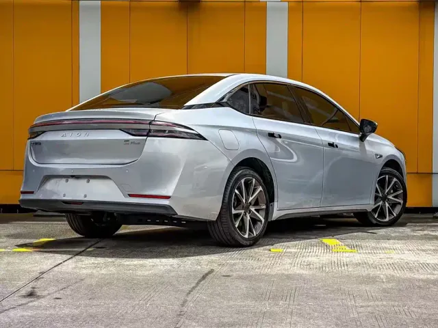 GAC Aion S Plus — Фото автомобиля 3