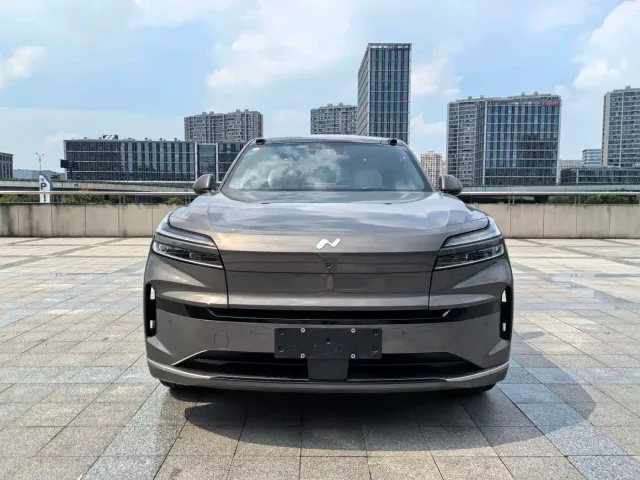 Onvo L90 — Фото автомобиля 2