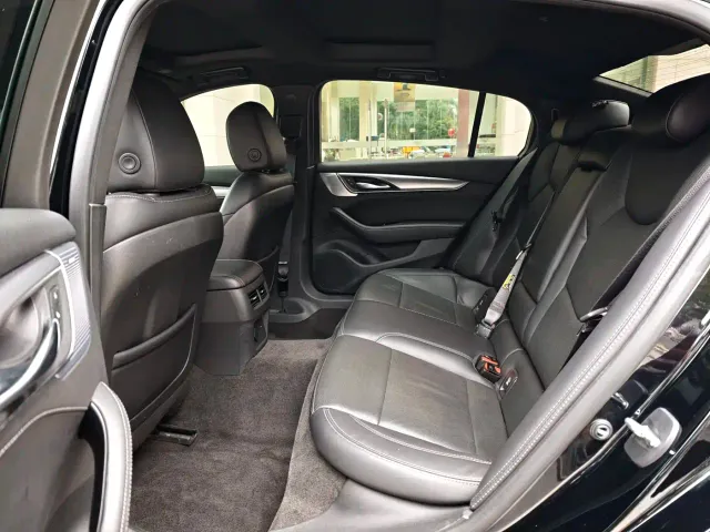 Cadillac CT5 — Фото автомобиля 12