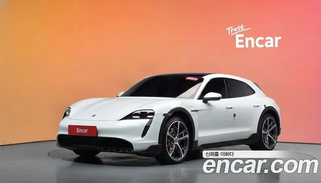 Фотография автомобиля — Porsche Taycan