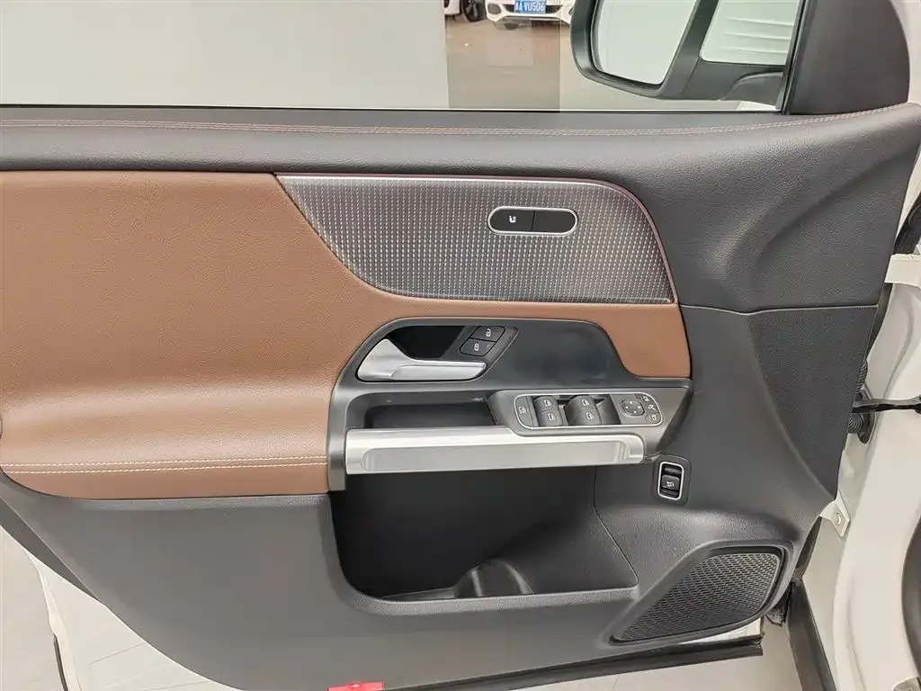 Mercedes-Benz Mercedes-Benz GLB 2022 GLB 220 Style — Фото автомобиля 8