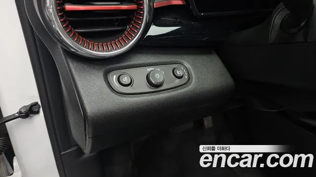 ChevroletGMDaewoo Trax Trax Кроссовер — Фото автомобиля 17