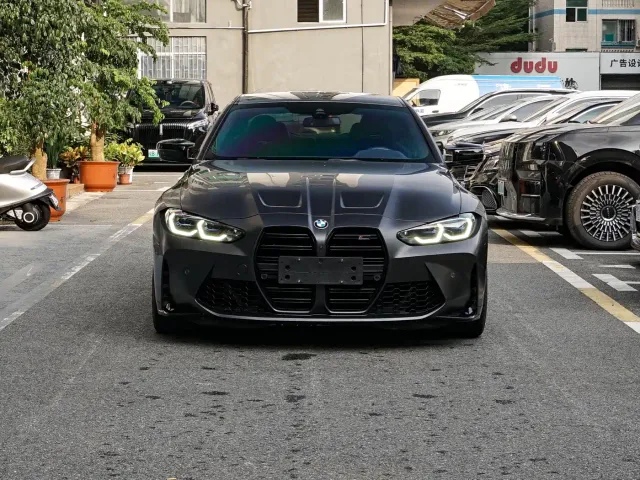 BMW M4 — Фото автомобиля 2