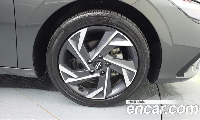 Hyundai Avante — Фото автомобиля 6