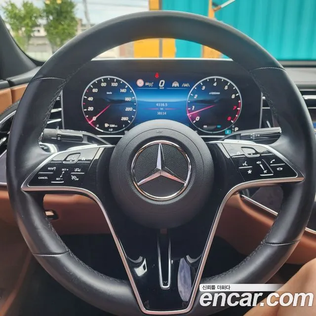 Mercedes-Benz E-Class E-класс W214 E300 4MATIC Exclusive — Фото автомобиля 8