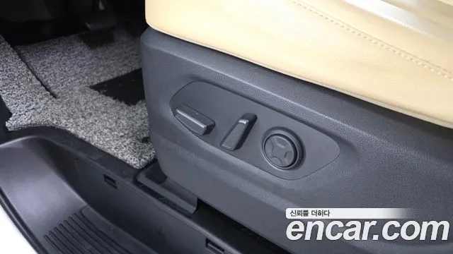 Hyundai Staria — Фото автомобиля 24