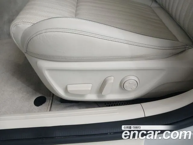 Genesis G70 New — Фото автомобиля 29