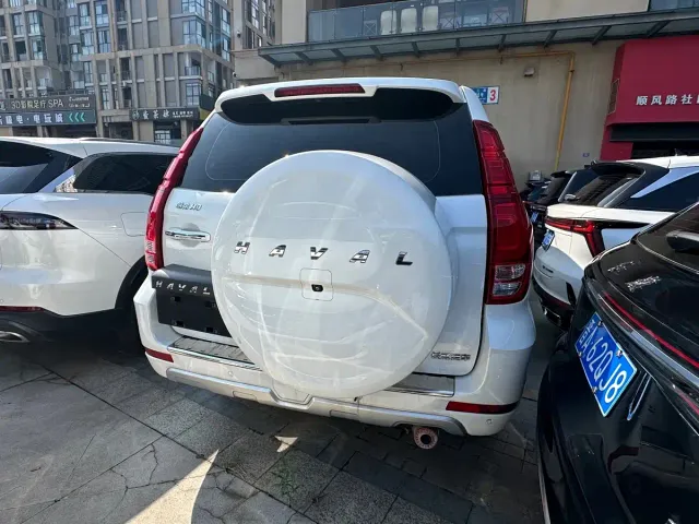 Haval H9 — Фото автомобиля 12