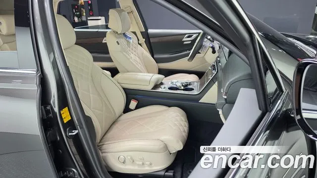 Genesis GV80 — Фото автомобиля 17