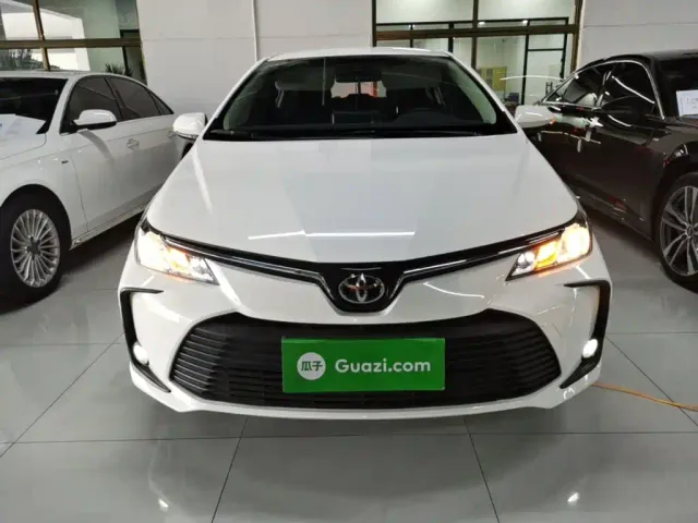 Toyota Corolla — Фото автомобиля 2
