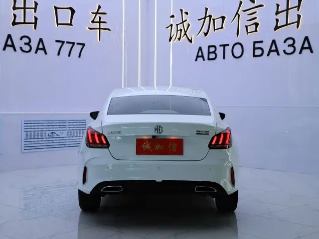 MG 5 — Фото автомобиля 5