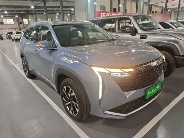 Geely Boyue L — Фото автомобиля 3