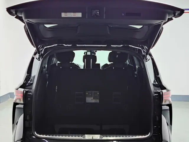 Toyota Sienna — Фото автомобиля 27