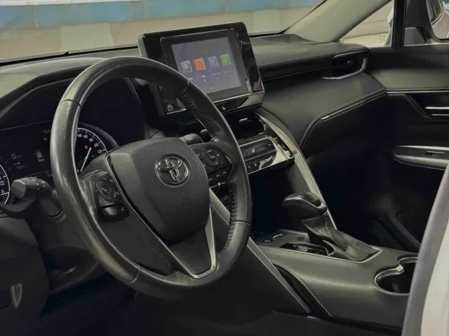 Toyota Harrier — Фото автомобиля 7