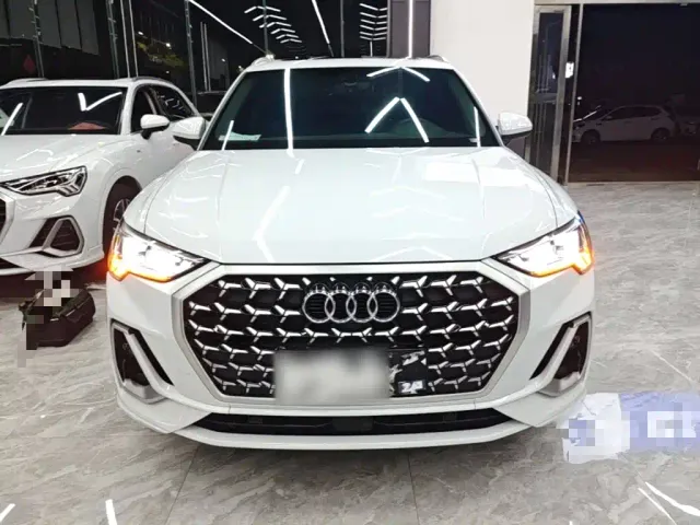 Audi Q3 — Фото автомобиля 2