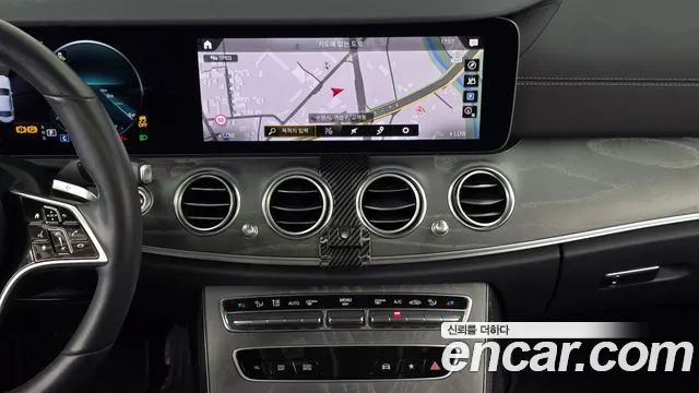 Mercedes-Benz E-Class W213 — Фото автомобиля 14