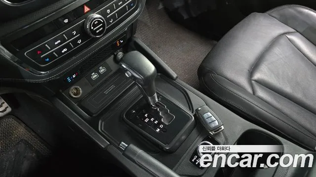 KG_Mobility_Ssangyong Rexton Новый Rexton Sport Khan Дизель 2.2 4WD — Фото автомобиля 9