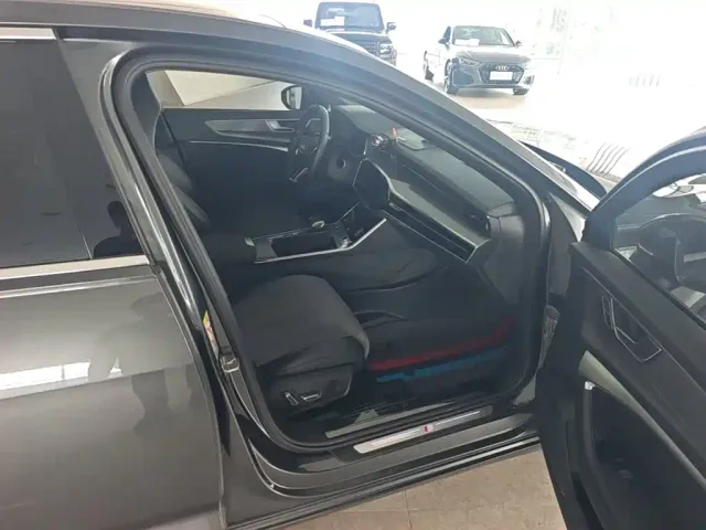Audi Audi A6L 2023 Facelift 45 TFSI Premium Dynamic — Фото автомобиля 8