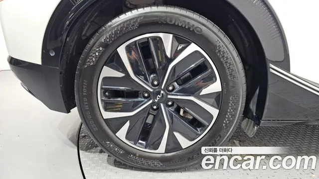 Kia EV6 — Фото автомобиля 5