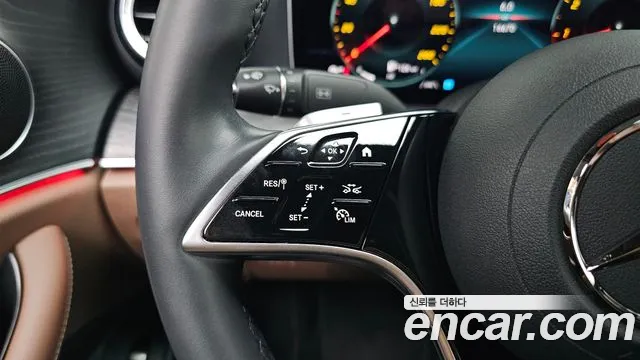 Mercedes-Benz E-Class — Фото автомобиля 29