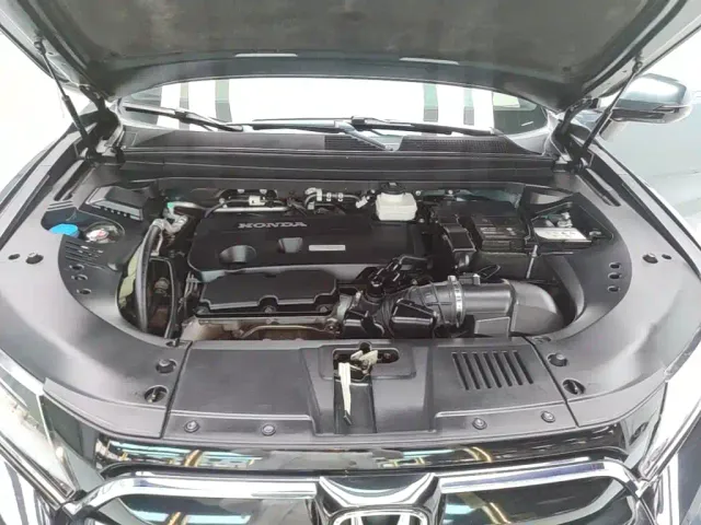 Honda Honda UR-V 2020 370TURBO 2WD Premium Elegance Edition — Фото автомобиля 19
