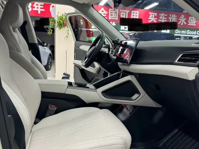 BYD Yuan UP — Фото автомобиля 17
