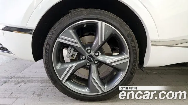 Genesis GV80 2.5T Бензин 2WD — Фото автомобиля 5