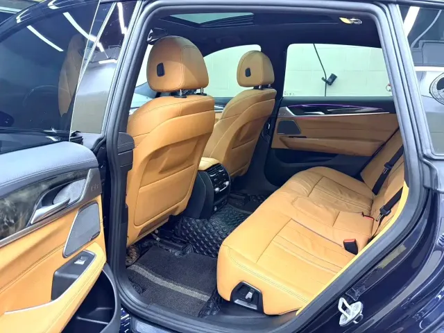 BMW 6 Series Gran Turismo — Фото автомобиля 4