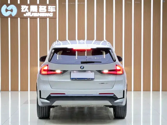BMW X1 — Фото автомобиля 6