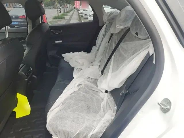 BYD Seal 05 DM-i — Фото автомобиля 16