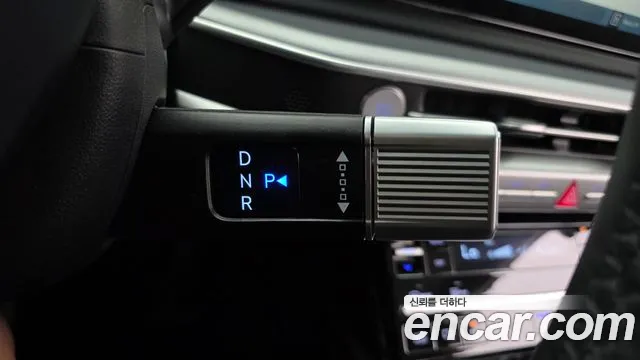 Hyundai Grandeur GN7 — Фото автомобиля 9