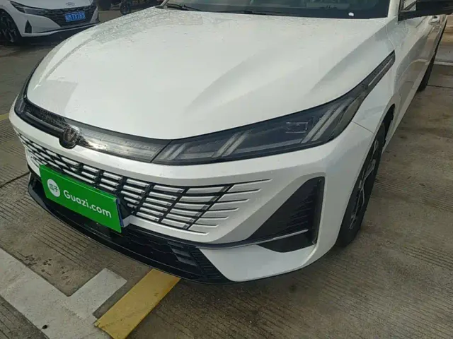 Changan Eado — Фото автомобиля 23