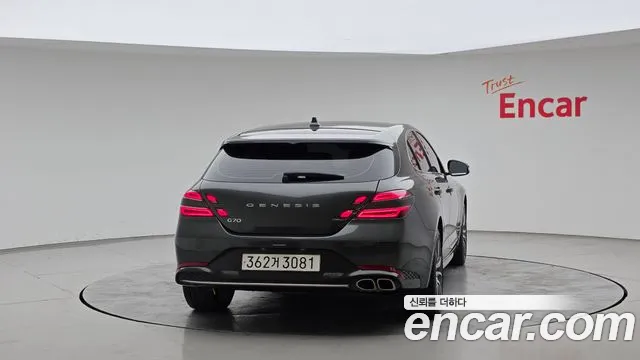 Genesis G70 — Фото автомобиля 4