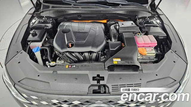 Hyundai Grandeur (New) Hybrid — Фото автомобиля 9