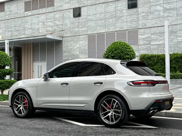 Porsche Macan — Фото автомобиля 4
