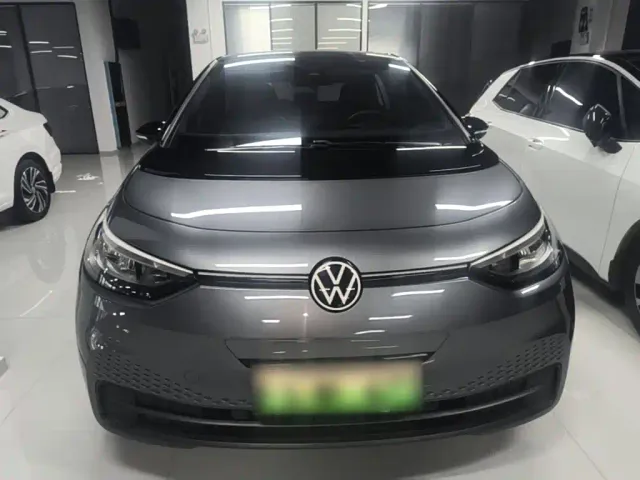 Volkswagen ID.3 — Фото автомобиля 2