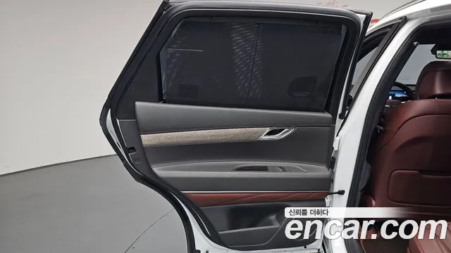 Genesis GV80 — Фото автомобиля 14