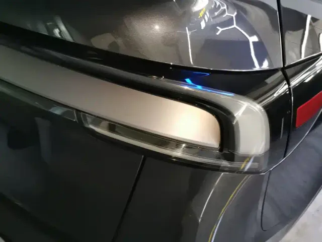 Tesla Model Y — Фото автомобиля 7