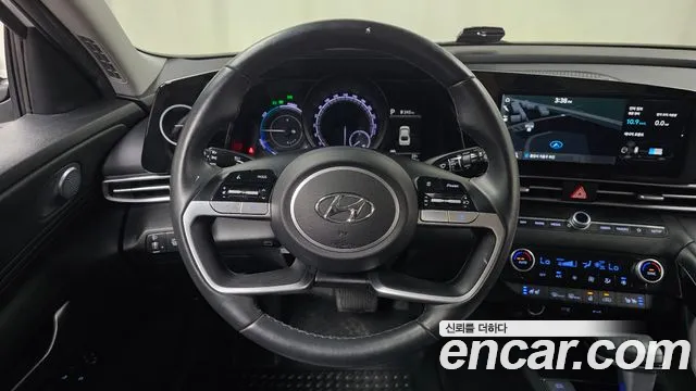 Hyundai Avante CN7 — Фото автомобиля 19