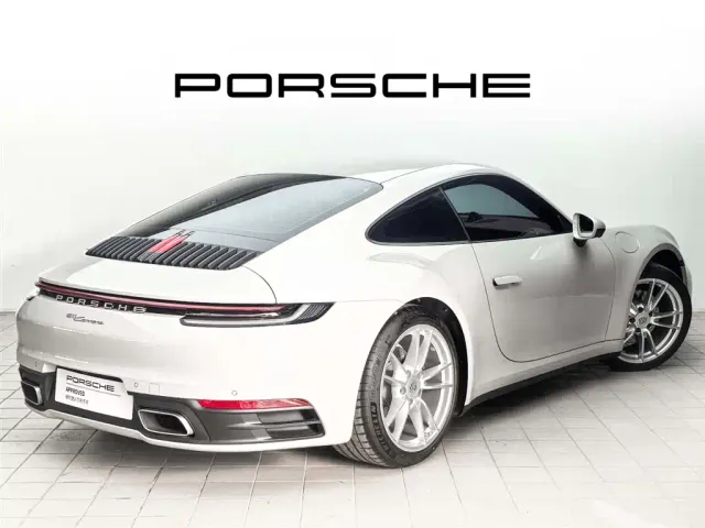 Porsche 911 — Фото автомобиля 7