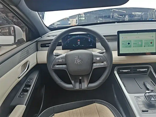 BYD Qin PLUS — Фото автомобиля 10