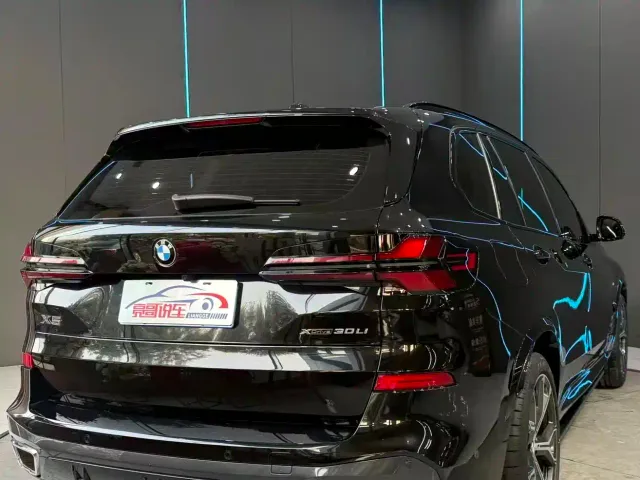 BMW X5 — Фото автомобиля 6