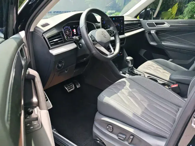Volkswagen Tiguan L — Фото автомобиля 9
