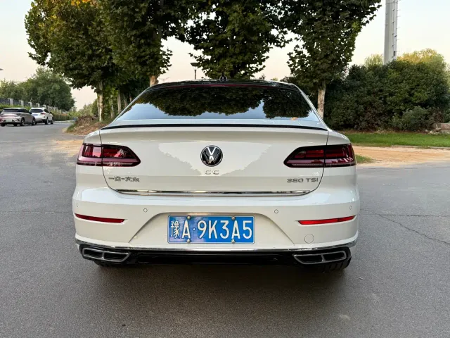 Volkswagen FAW-Volkswagen CC 2021 380TSI Eye-catching Edition — Фото автомобиля 8