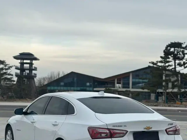 Chevrolet Malibu XL — Фото автомобиля 9
