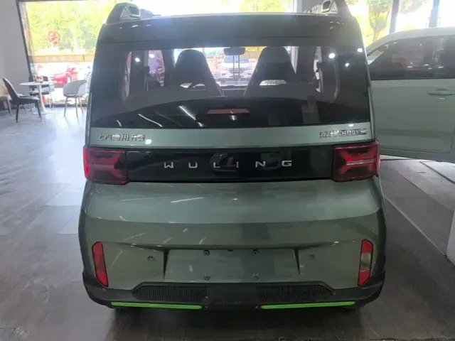 Wuling Hongguang Mini EV — Фото автомобиля 5